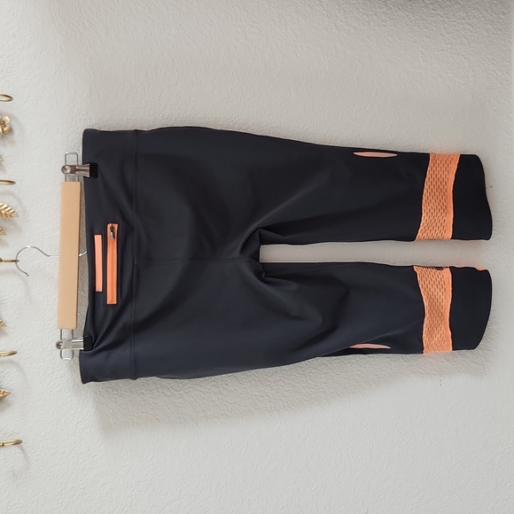 Under Armour Heatgear Fly-By Compression Run Capri - Picture 5 of 6